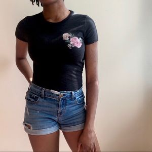 BLACK TEE WITH FLORAL PATCH 💕